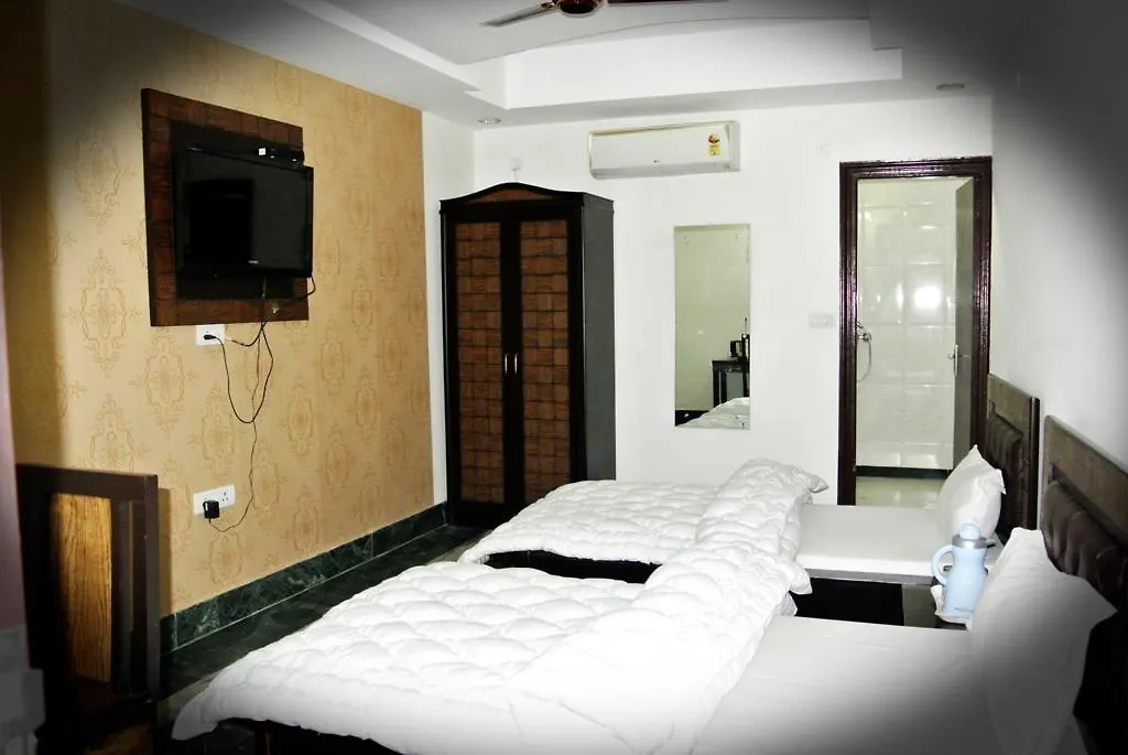 Arma Hotel Gurgaon 2*,  India