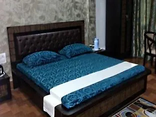 Arma Hotel Gurgaon 2*,